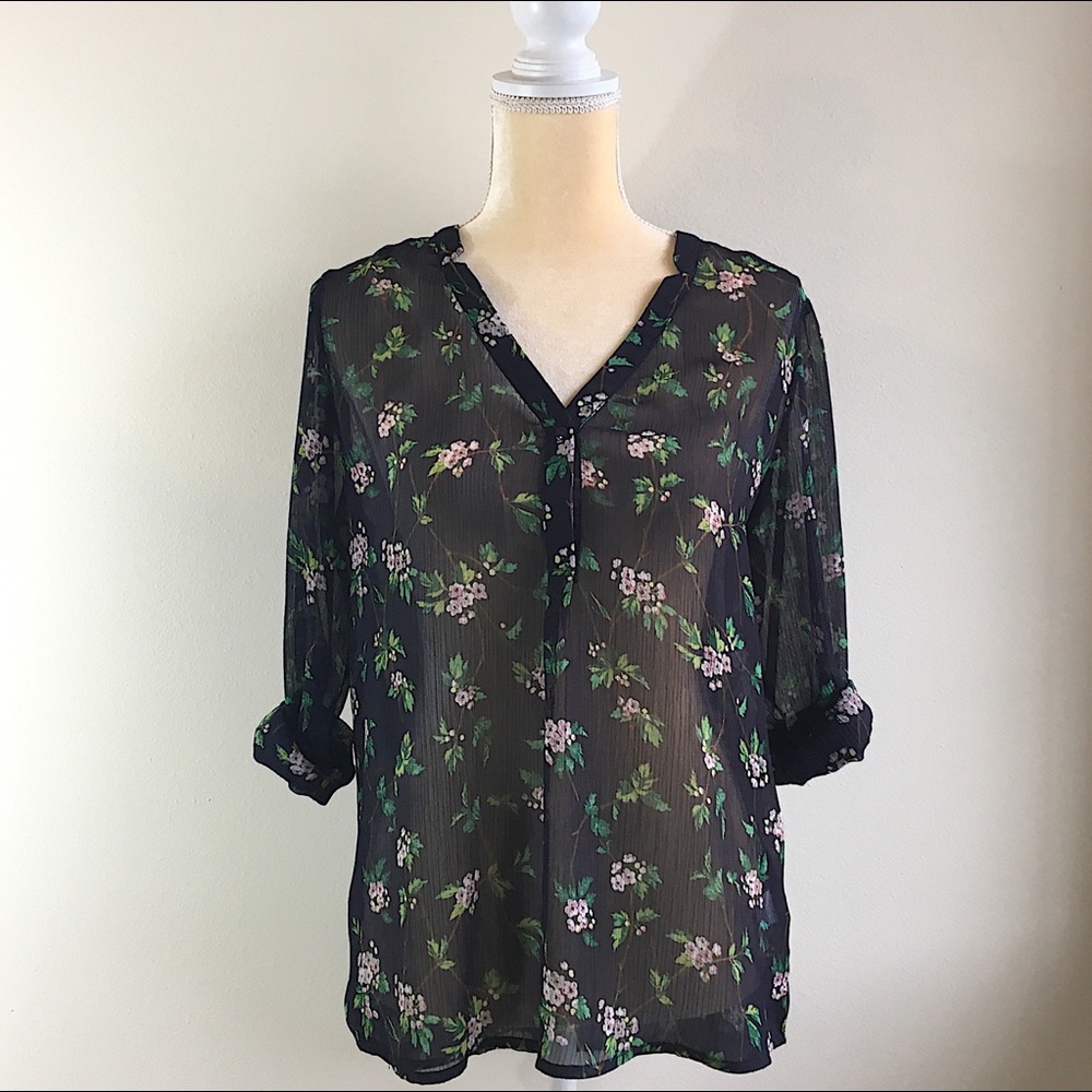 NWOT Spring Floral Blouse